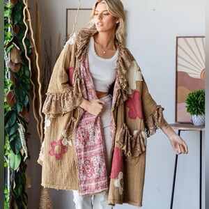 Boho Floral Crochet Trim Poncho NWOT